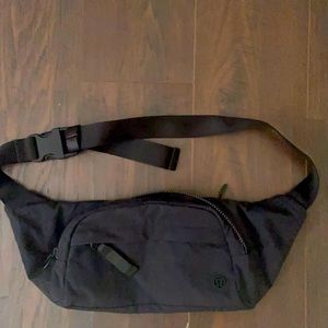 Lulu Lemon Fannypack